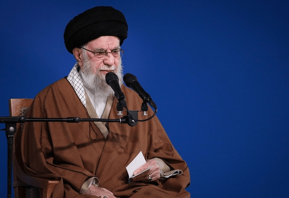 怎么注册皇冠信用网_港口爆炸致40死1000多伤怎么注册皇冠信用网，伊朗全国哀悼！总统和最高领袖下令彻查，更多细节披露