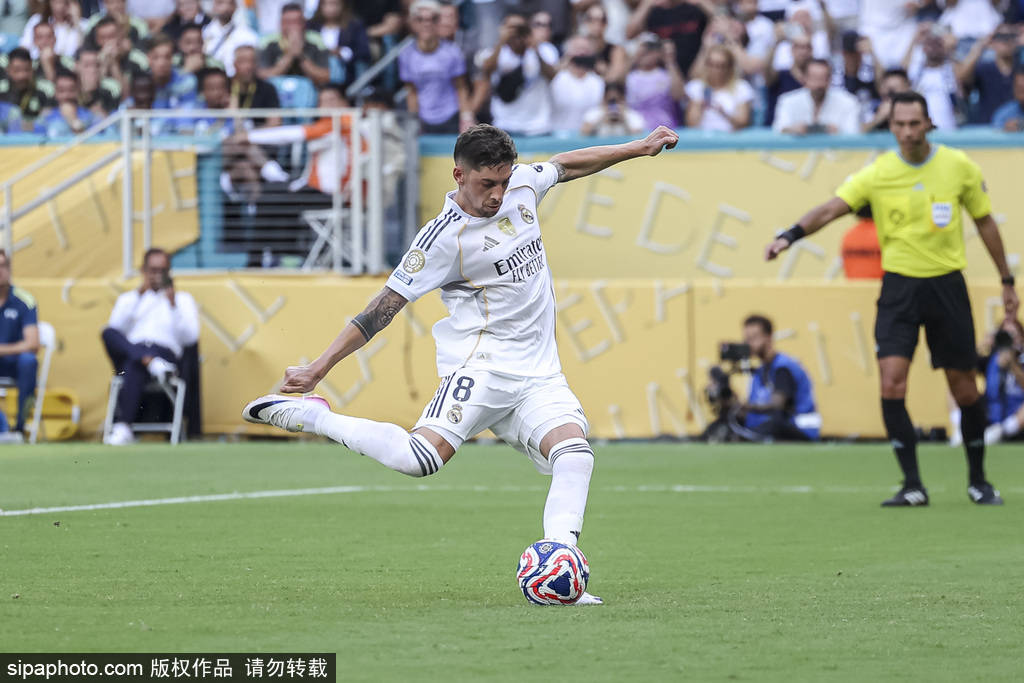 希拉尔足球_世俱杯-巴尔韦德失点贡萨洛破门 阿隆索执教皇马首秀1-1新月