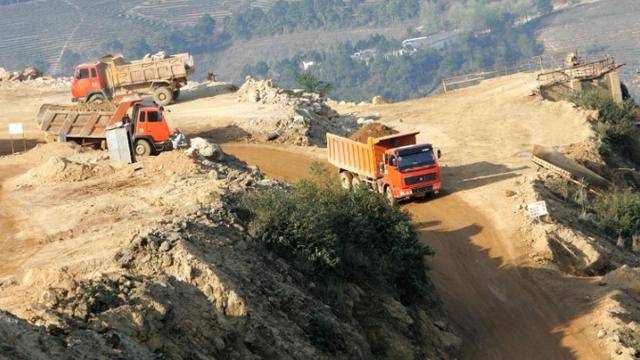 介绍个信用网网址_印度对美加税120%介绍个信用网网址，中俄成助力？特朗普通告全球：别跟着金砖反美