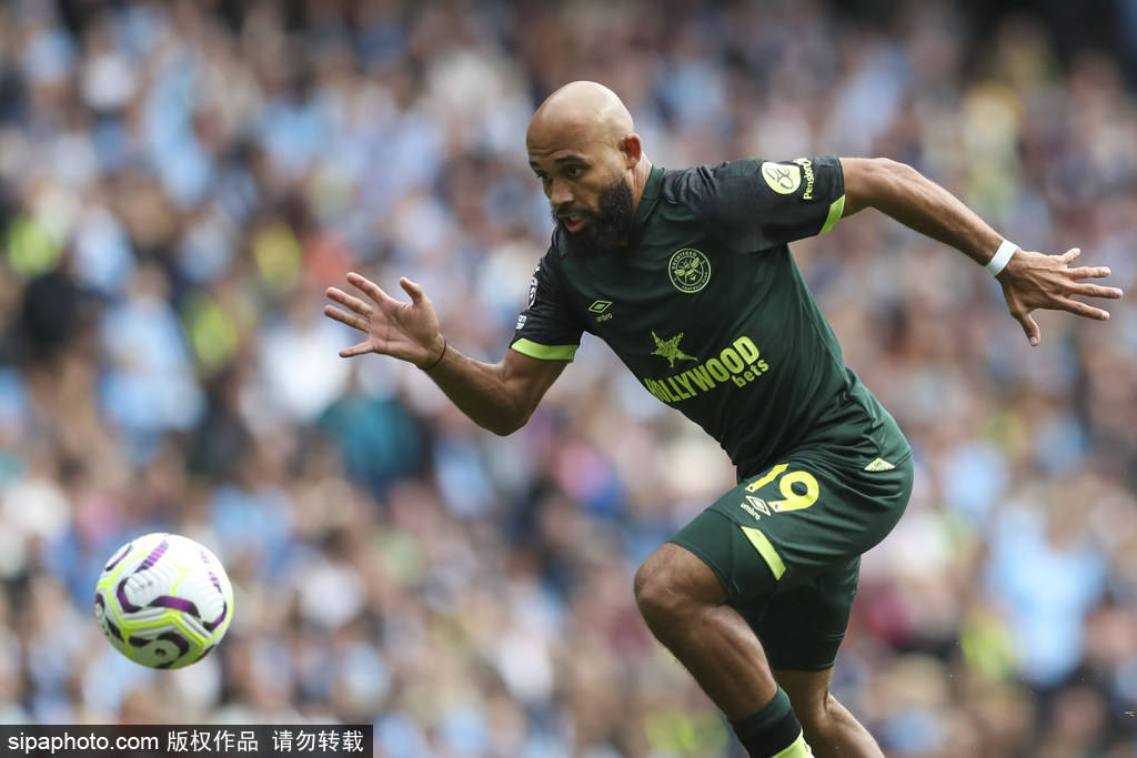 皇冠信用網注册_曼联与莱比锡的转会谈判:塞斯科的未来悬而未决皇冠信用網注册,背后隐藏的战术考量与球迷期待