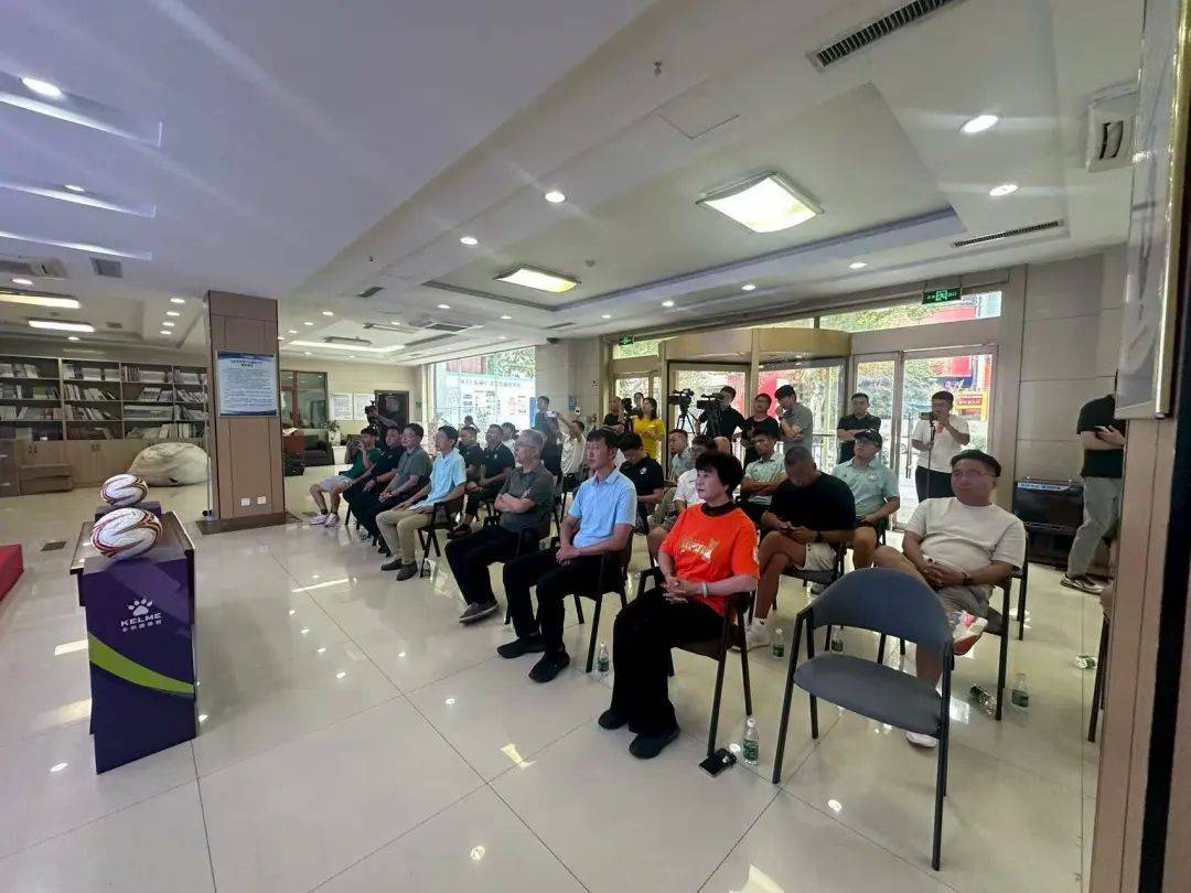 丹麦超级联赛
_2025 山东省齐鲁足球超级联赛九月开赛