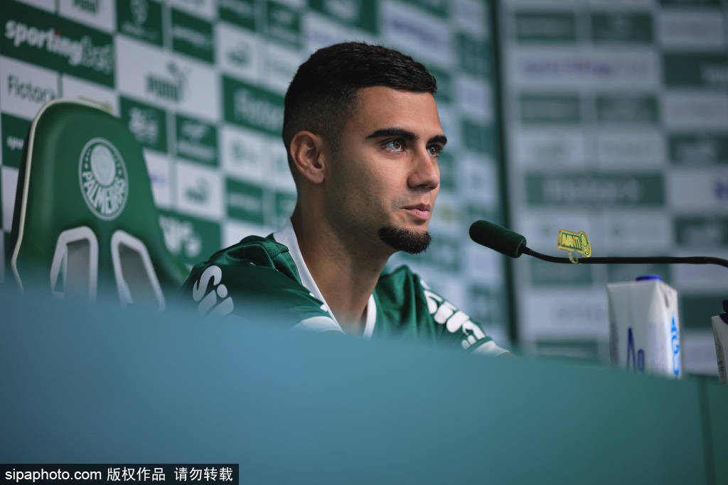 皇冠信用网怎么申请_巴萨与阿森纳争抢19岁“巴西赫伊森”贝内德蒂：南美最具潜力后卫的未来