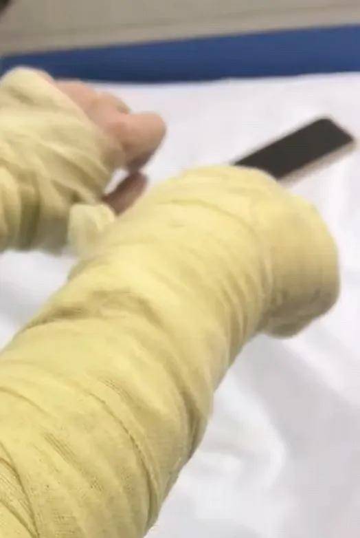 皇冠信用網网址
_女主播称遭伪装快递包裹炸伤皇冠信用網网址
,湖南警方通报