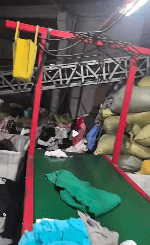 皇冠信用網出租
_江西一女生误卖奶奶藏有13万元黄金首饰的旧衣皇冠信用網出租
，回收站：没安装监控没发现金器，分拣工人是临时工