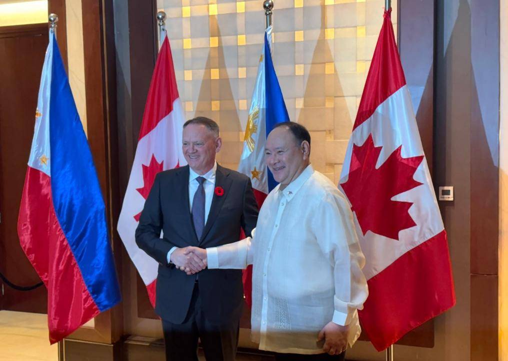 朴茨茅斯 vs 威斯汉姆
_美军再度遭遇耻辱时刻:中国海军6艘战舰包围朴茨茅斯 vs 威斯汉姆
,815舰插入南海演习