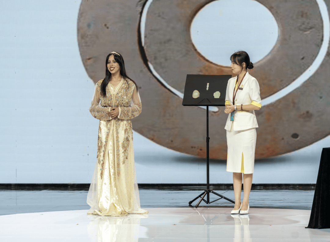 如何代理皇冠信用网
_恭喜如何代理皇冠信用网
!安徽工业大学摩洛哥籍留学生在“外国人讲安徽故事大赛”中获奖 | 皖美秋日