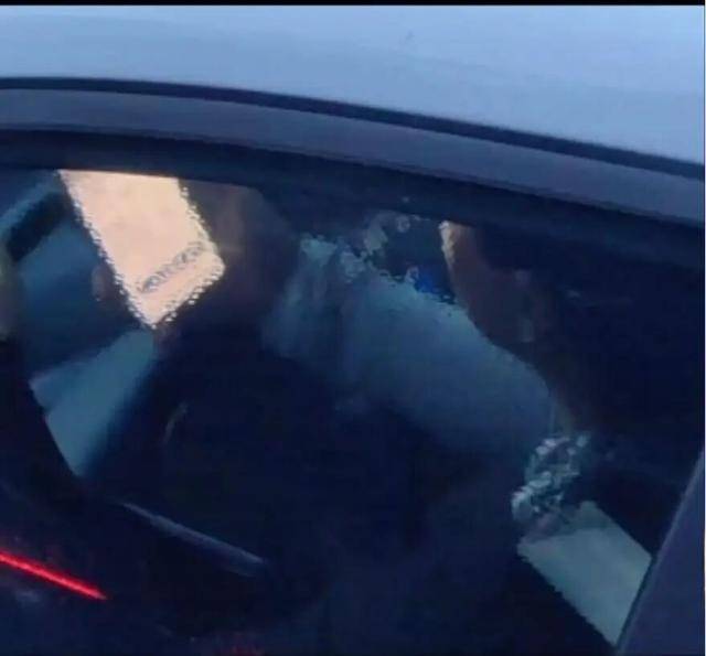 皇冠信用代理出租
_北京交警:群众通过“随手拍”举报的分心驾驶等违法行为皇冠信用代理出租
,已查处