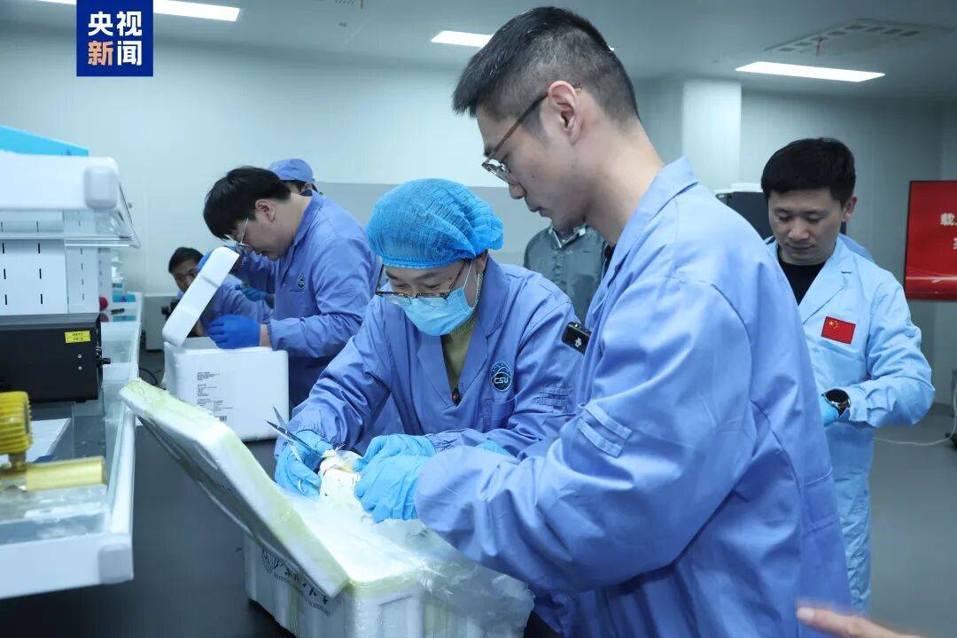 皇冠信用网会员
_带回近100斤太空特产皇冠信用网会员
!已交付科学家