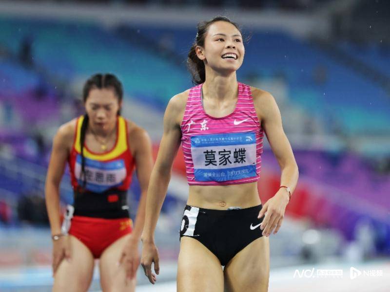 如何注册皇冠足球代理
_又是0.12秒决胜负如何注册皇冠足球代理
!莫家蝶不敌刘英兰获女子400米亚军