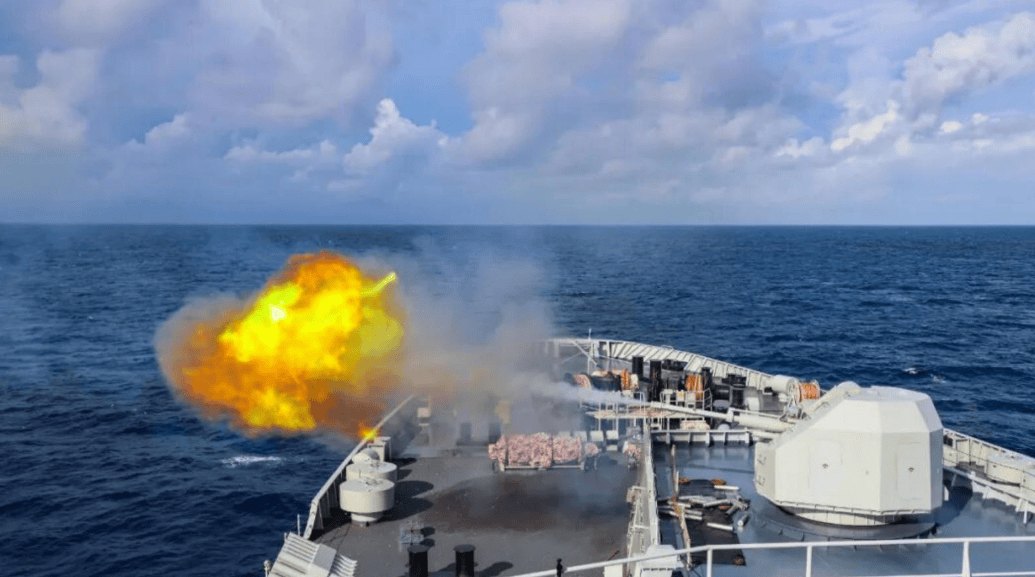 皇冠信用網注册开通
_中日军方隔空对阵皇冠信用網注册开通
,日本电磁炮上场,解放军落弹区扩大,美军看清形式赶紧溜了