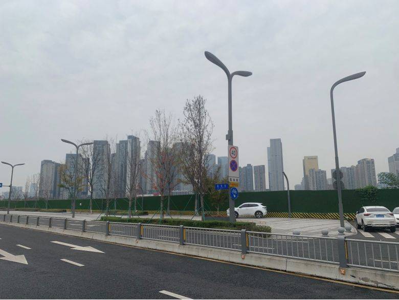 皇冠信用网代理注册
_中国雅江集团拍下成都三宗地块 每经记者实地探访：地块已有围挡皇冠信用网代理注册
，内部尚未施工