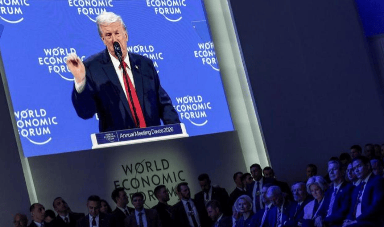 介绍个信用盘网址_特朗普走下专机就懵了介绍个信用盘网址,现场竟无一人迎接,独自走完空荡荡红毯