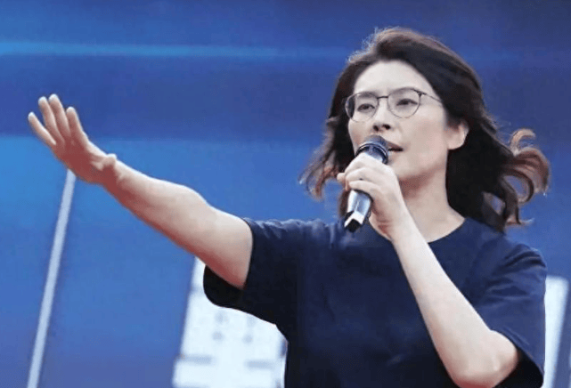 皇冠信用网代理_国民党刚抵京皇冠信用网代理,郑丽文就收到噩耗,赖清德支持率飙升,萧旭岑亮出底牌